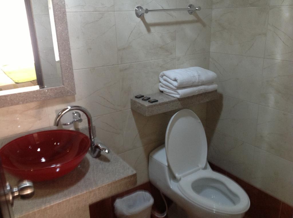 Hoteles Bogota Inn El Lago Country Zona Rosa Szoba fotó